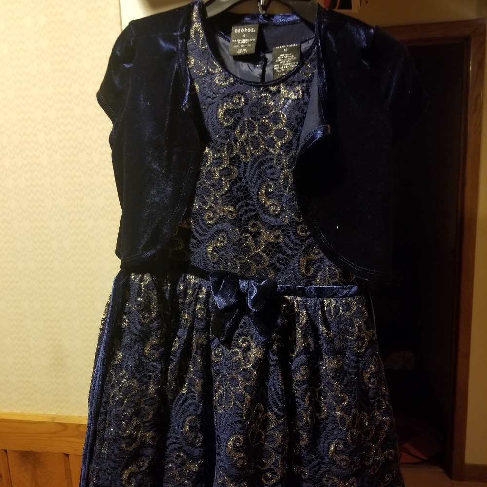 Dress - Picture 6 of 8